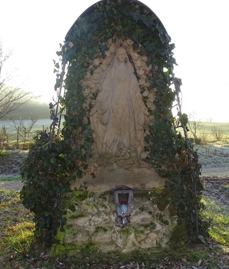 Statue